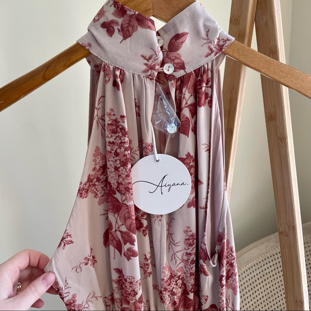 ✨SOLD✨ NWT Petal & Pup High Neck Tiered Floral Midi Dress in Dusty Pink - 4 - Picture 7 of 7